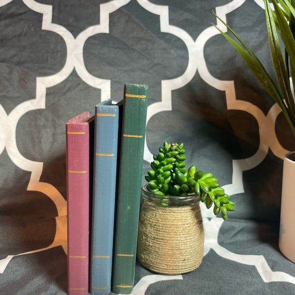 SOLD
 Vintage Home Interiors Wooden Books Home Decor - Picture 2 of 11